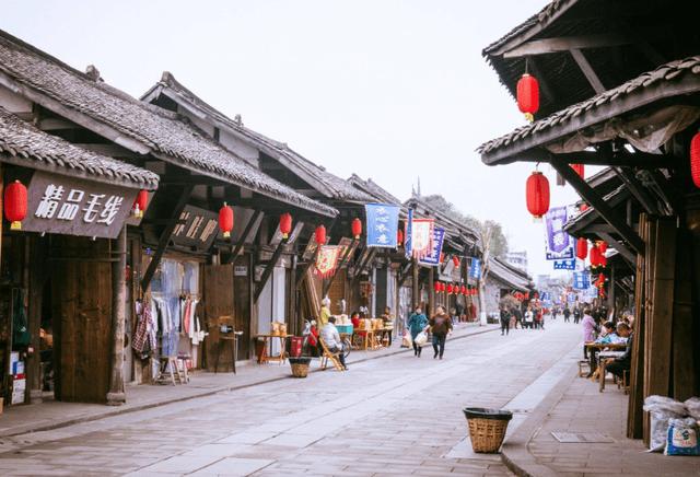 郑州一核酸点推VIP服务，年费320元。你觉得这种服务应该全国推广吗？